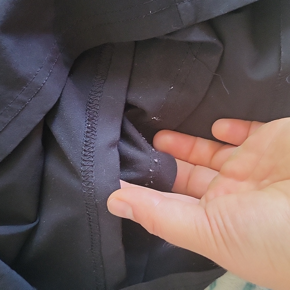 Fabletics Shorts - Picture 4 of 7